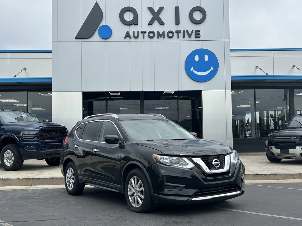 Used 2017 Nissan Rogue SV