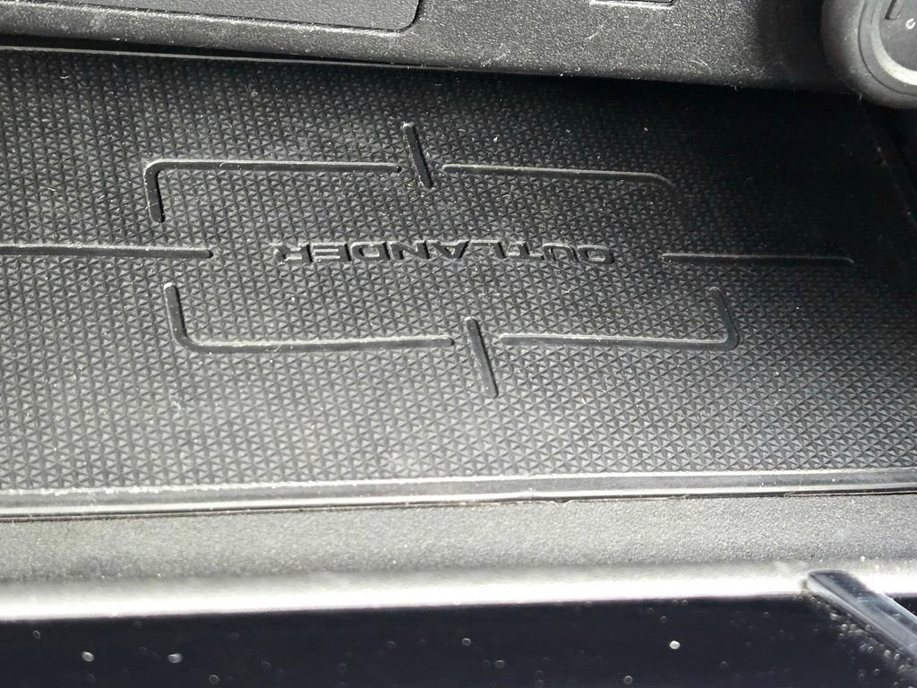 Used 2022 Mitsubishi Outlander SEL Black Edition image 18