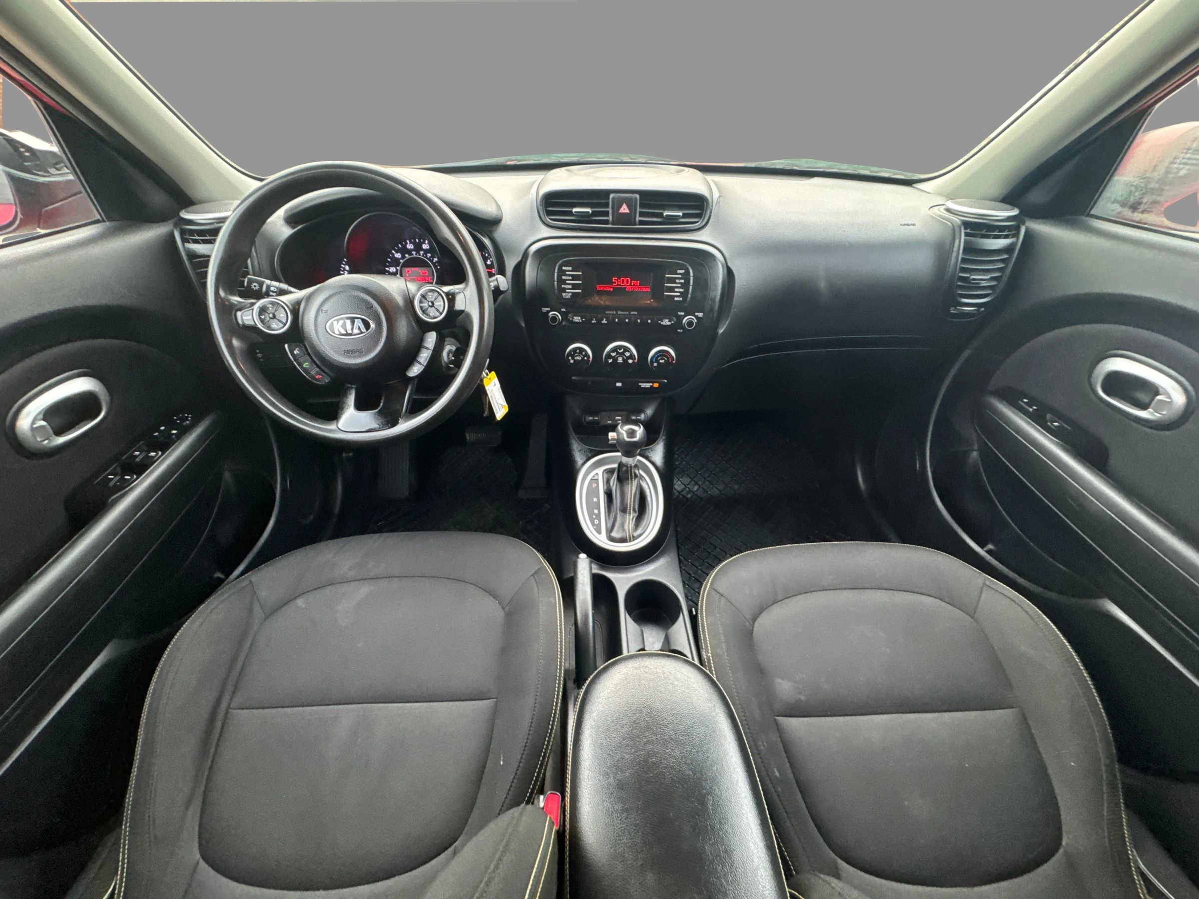 Used 2015 Kia Soul + image 20