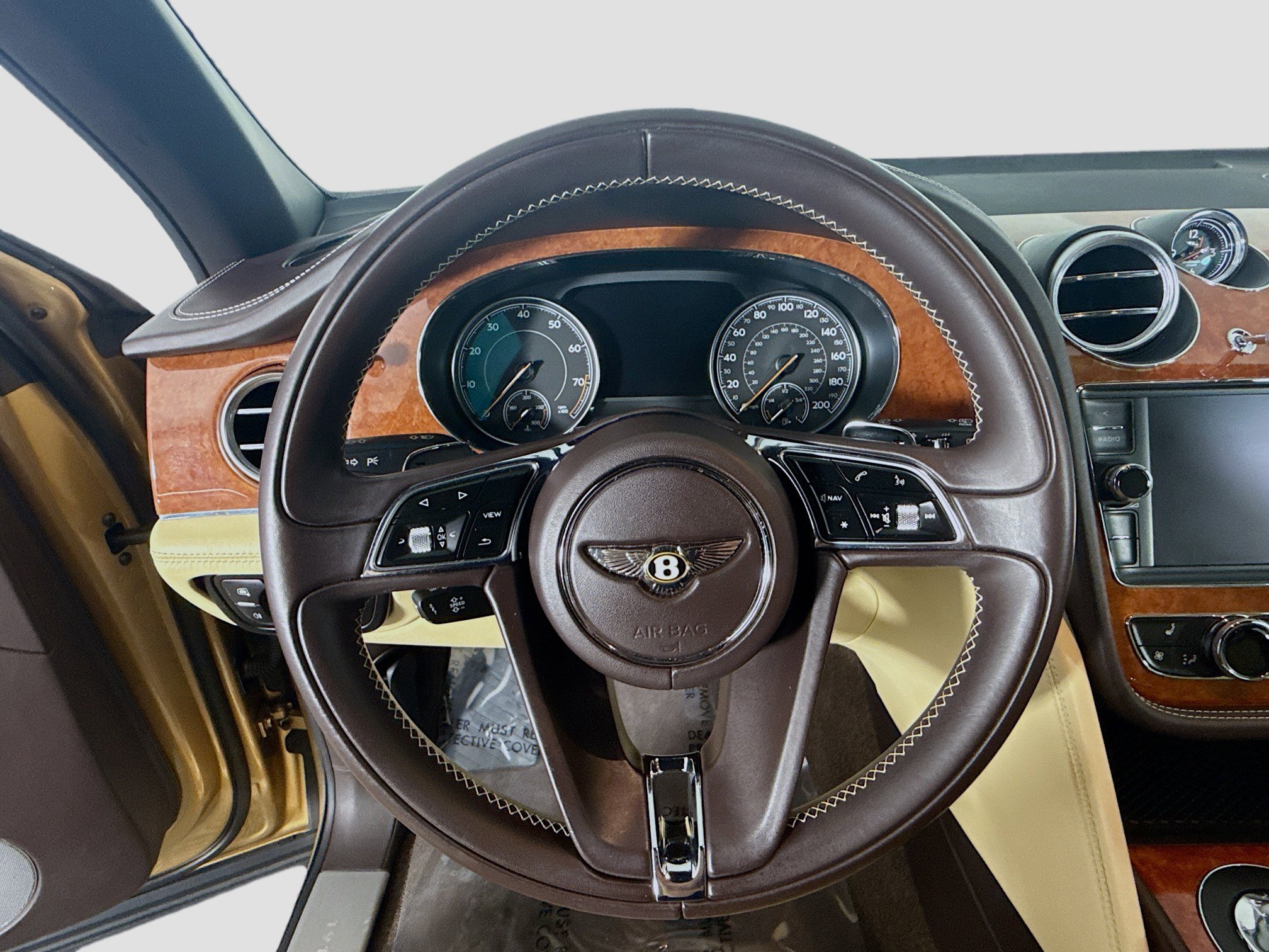 Used 2019 Bentley Bentayga image 13