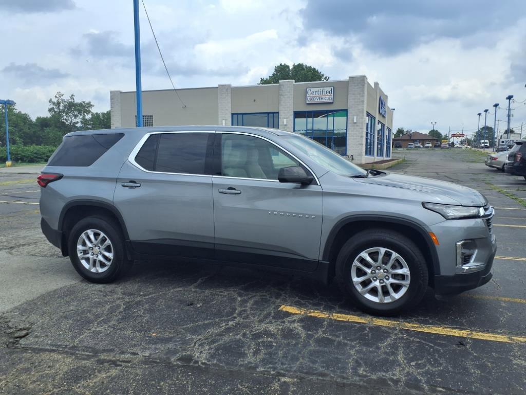 Certified 2023 Chevrolet Traverse LS image 2