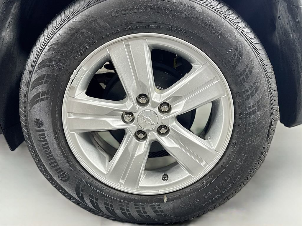 Used 2020 Chevrolet Trax LS w/ Tint and Cruise Package image 30