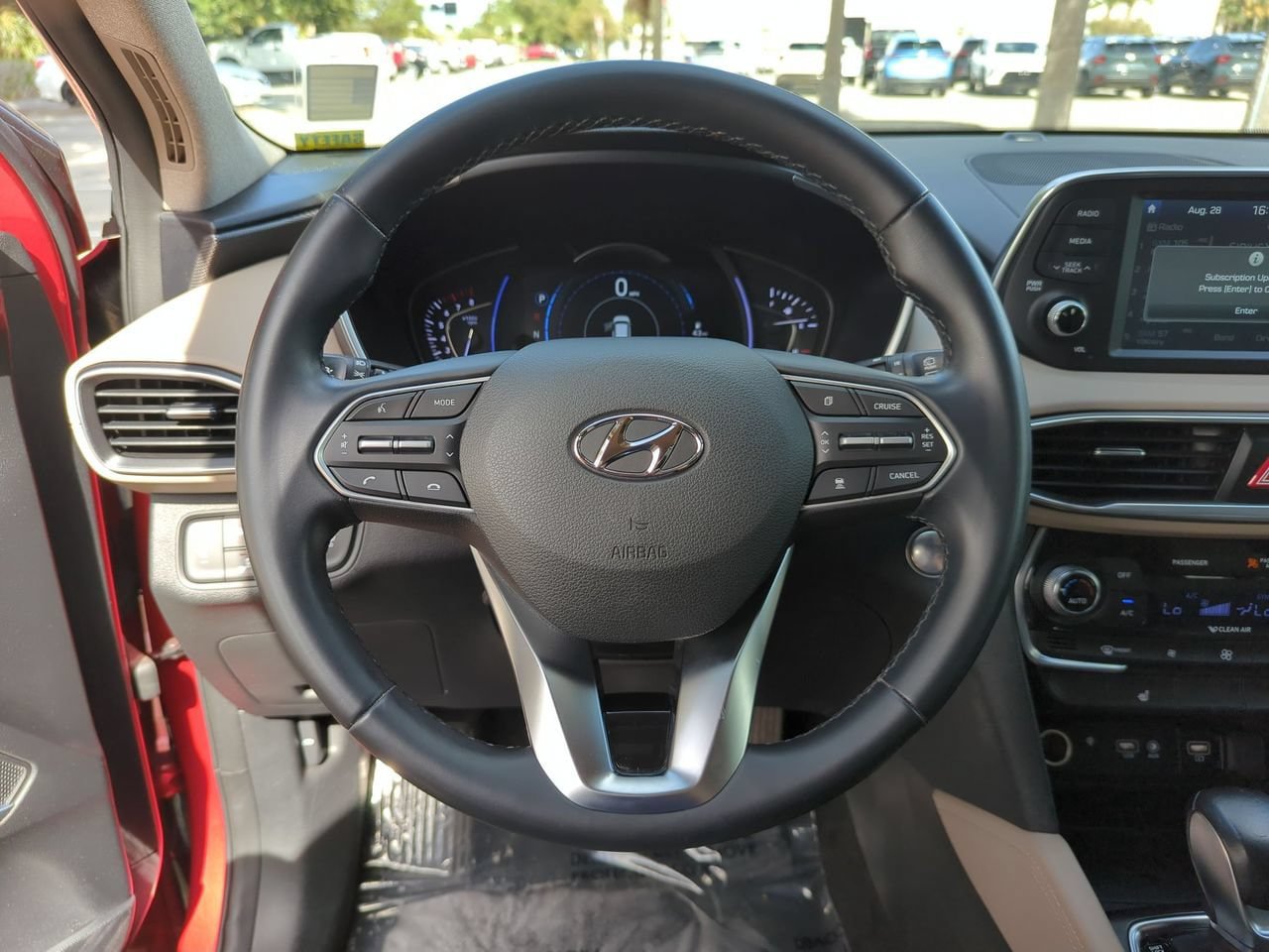 Used 2020 Hyundai Santa Fe SEL w/ Cargo Package FWD image 10