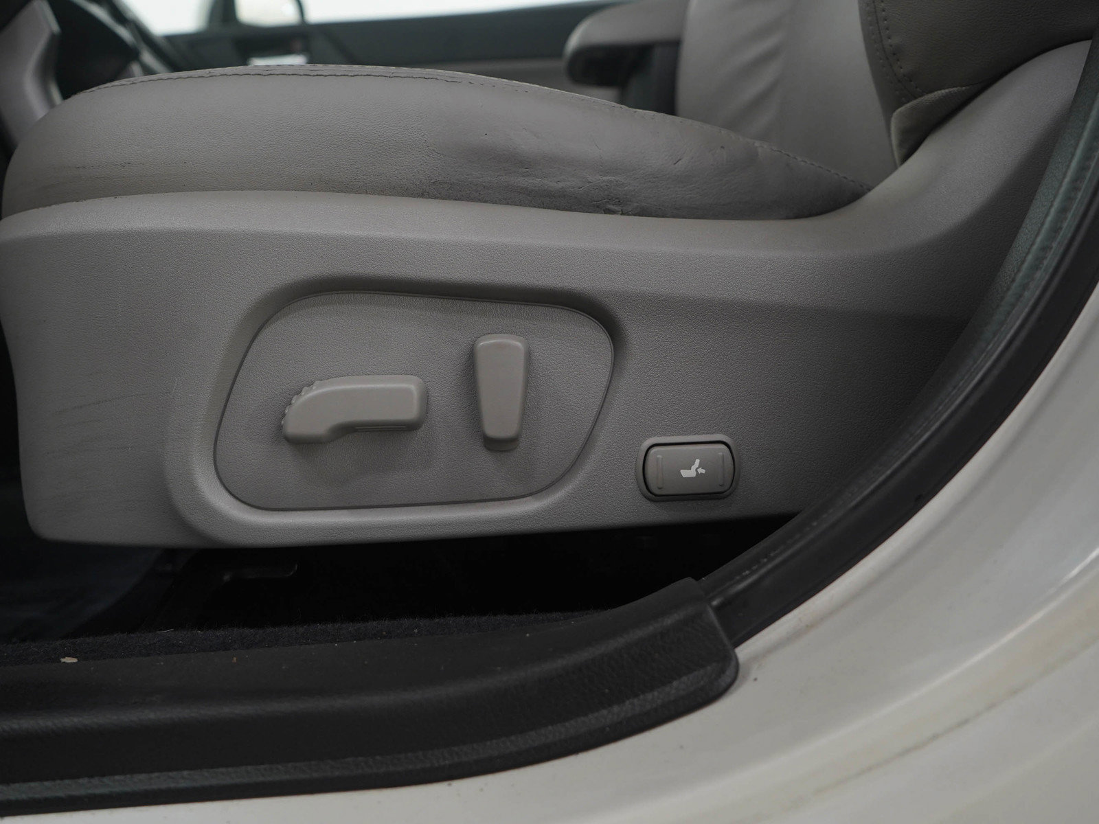 Used 2015 Subaru Forester 2.5i Limited w/ Popular Package #2 image 22