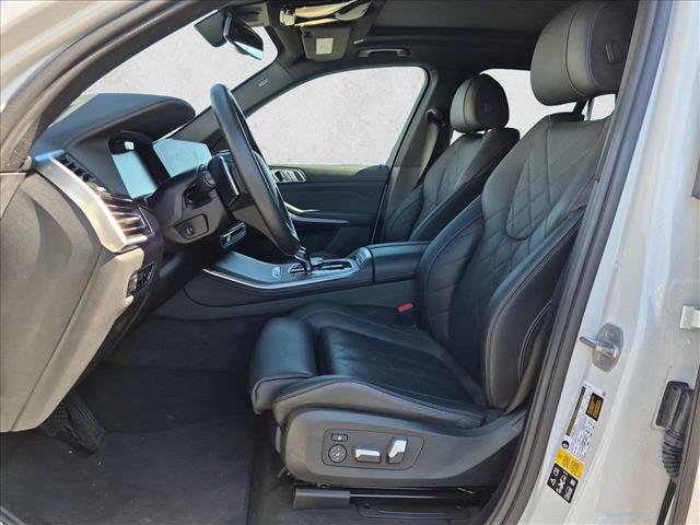 Used 2023 BMW X5 xDrive40i AWD/4WD image 14