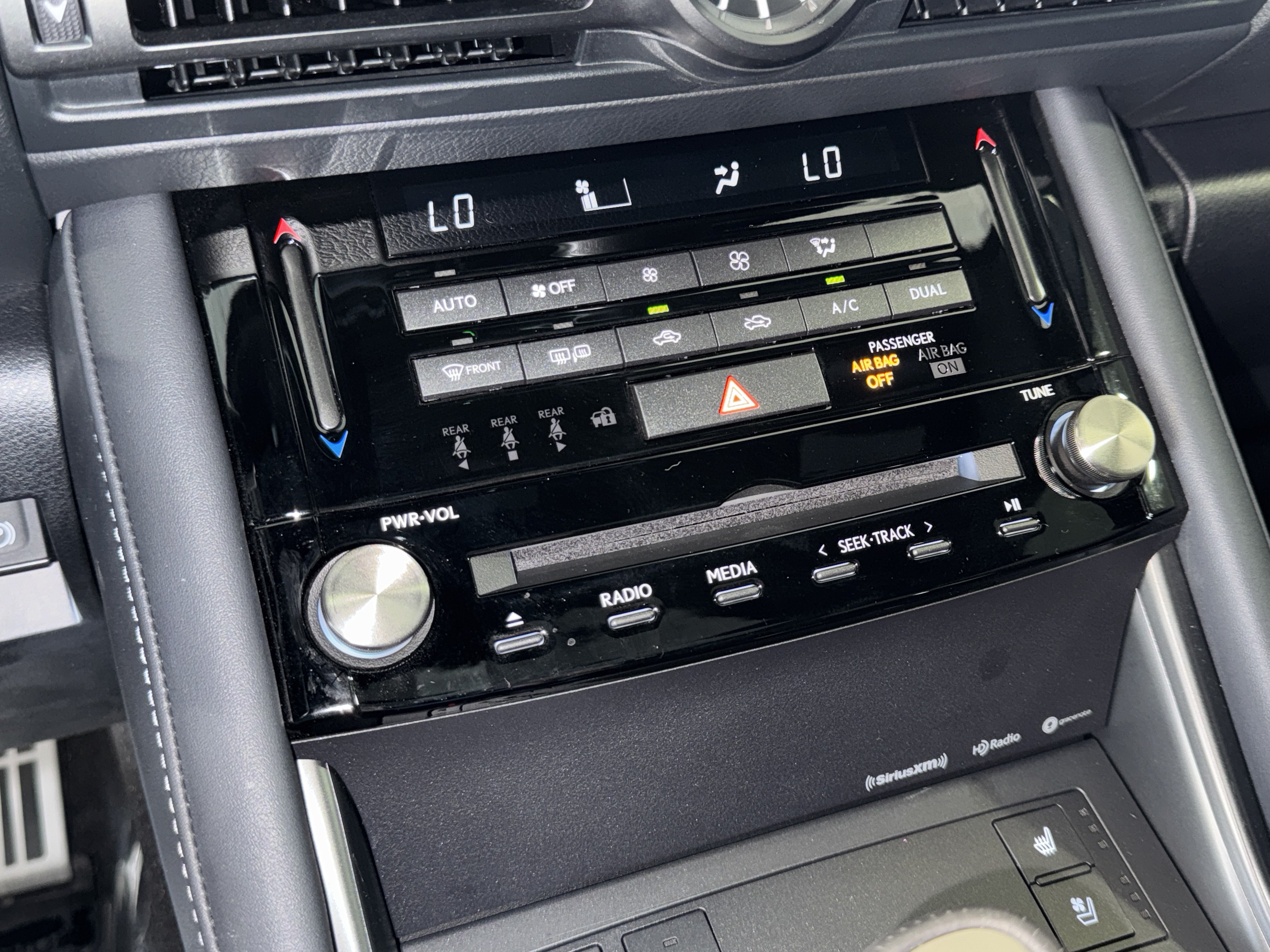 Used 2025 Lexus IS 350 F Sport RWD image 27