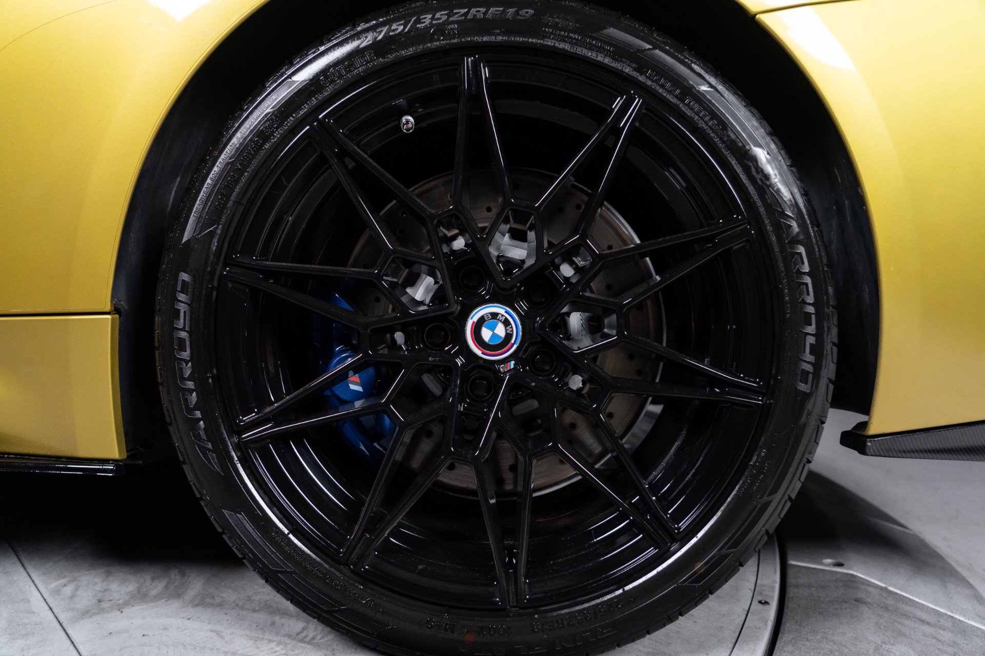 Used 2015 BMW M4 Coupe RWD image 11