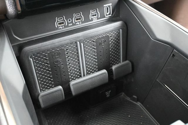 Used 2025 RAM 1500 Limited AWD/4WD image 19