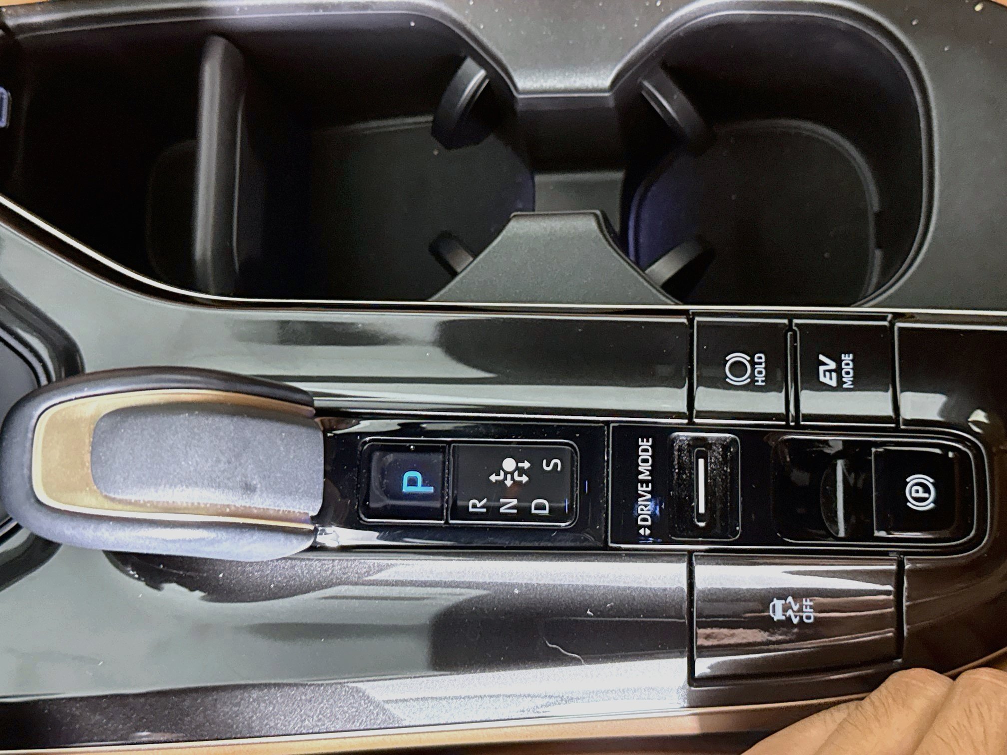 Used 2025 Toyota Crown Signia w/ Advanced Technology Package AWD/4WD image 19