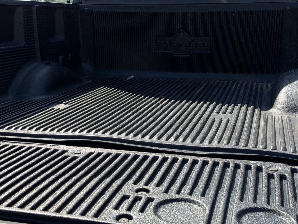 Used 2021 Nissan Titan SV w/ SV Convenience Package AWD/4WD image 27