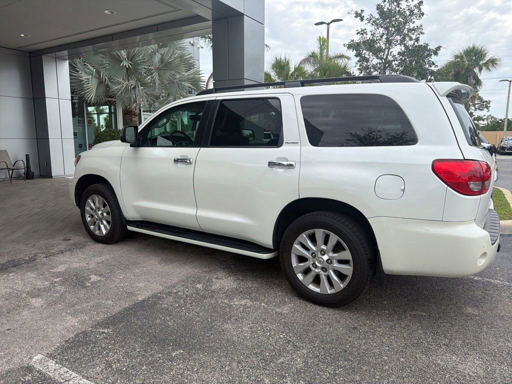 Used 2016 Toyota Sequoia Platinum AWD/4WD image 4