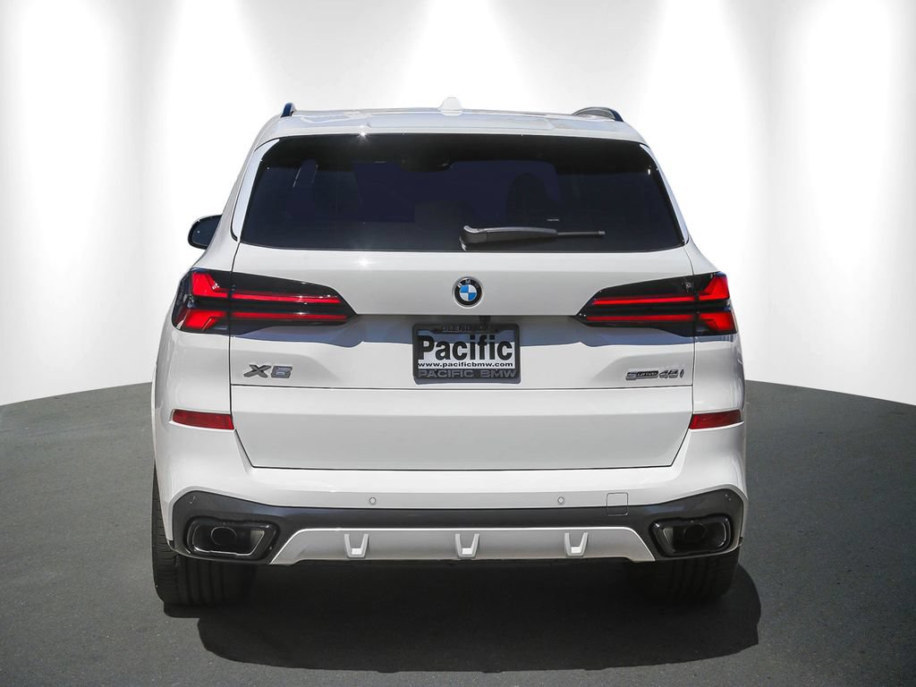New 2026 BMW X5 sDrive40i w/ M Sport Package RWD image 5