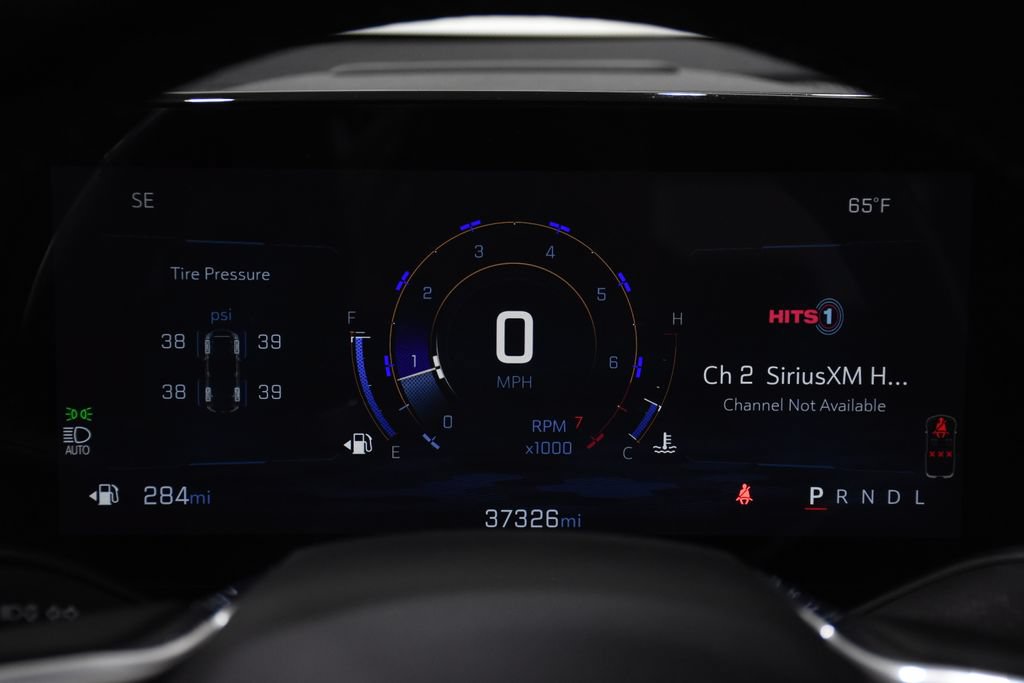Used 2025 Chevrolet Equinox LT FWD image 14