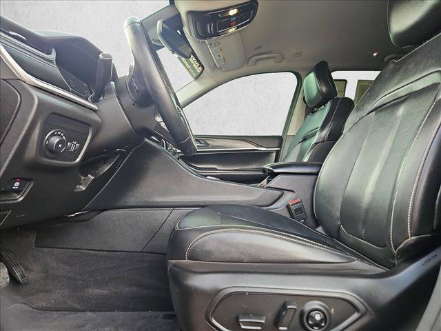 Used 2022 Jeep Grand Cherokee Limited AWD/4WD image 16