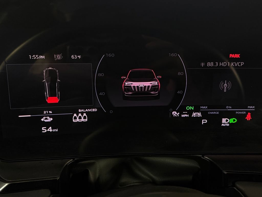 Used 2025 Audi Q6 e-tron Premium w/ Convenience Package AWD/4WD image 18