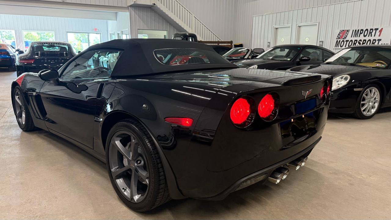 Used 2010 Chevrolet Corvette Grand Sport w/ Preferred Equipment Group RWD image 15