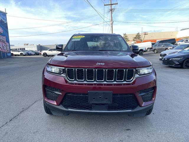 Certified 2023 Jeep Grand Cherokee Laredo image 5