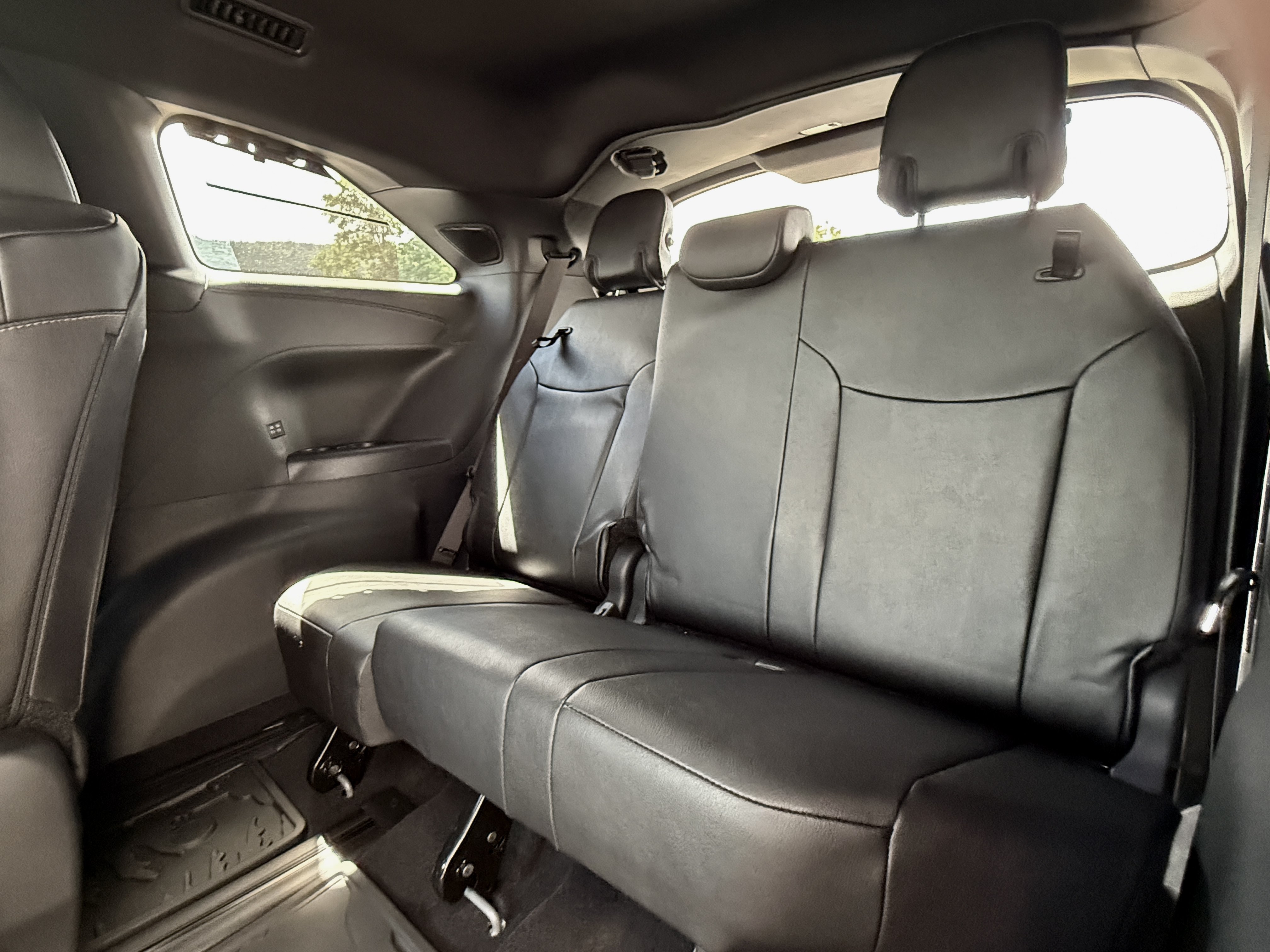 Certified 2026 Toyota Sienna XLE Woodland Edition AWD/4WD image 38