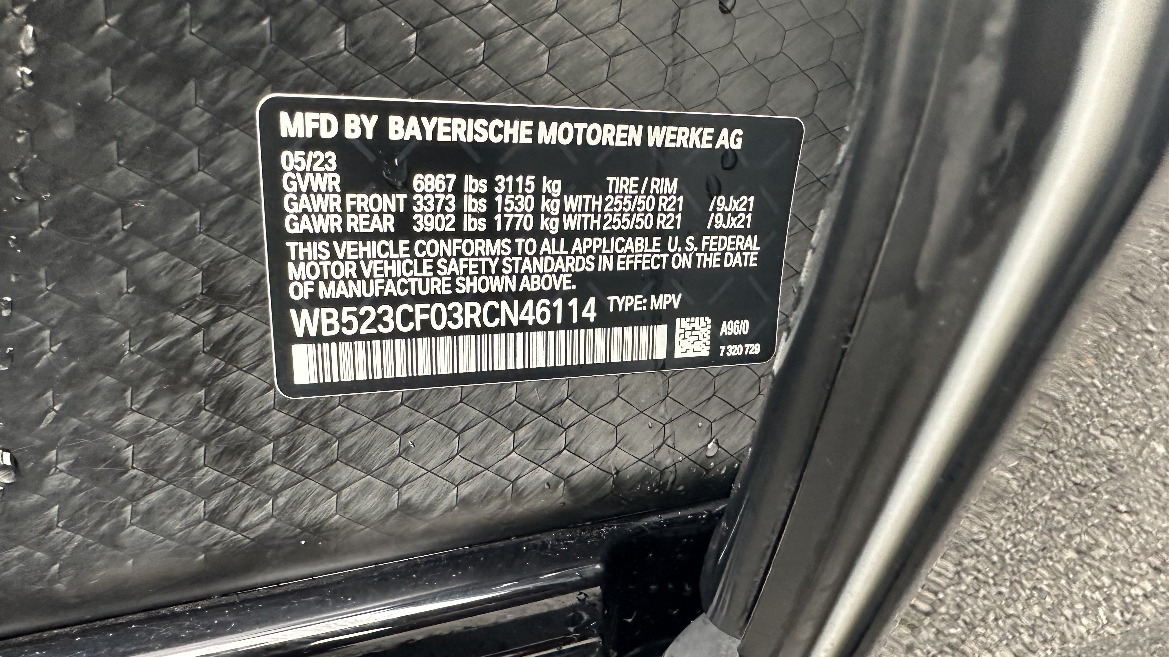 Certified 2024 BMW iX xDrive50 w/ Sport Package AWD/4WD image 34