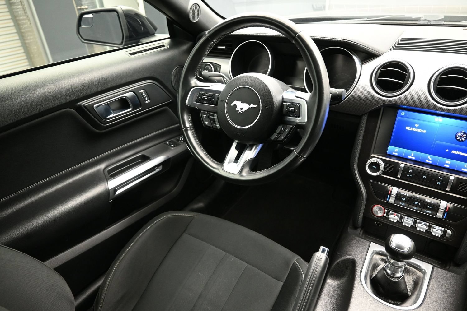 Used 2020 Ford Mustang GT w/ Equipment Group 301A RWD image 23