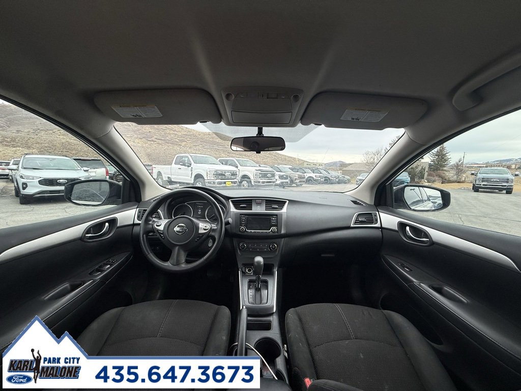 Used 2018 Nissan Sentra S w/ S Midnight Style Package image 11