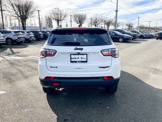 Used 2024 Jeep Compass Trailhawk AWD/4WD image 8
