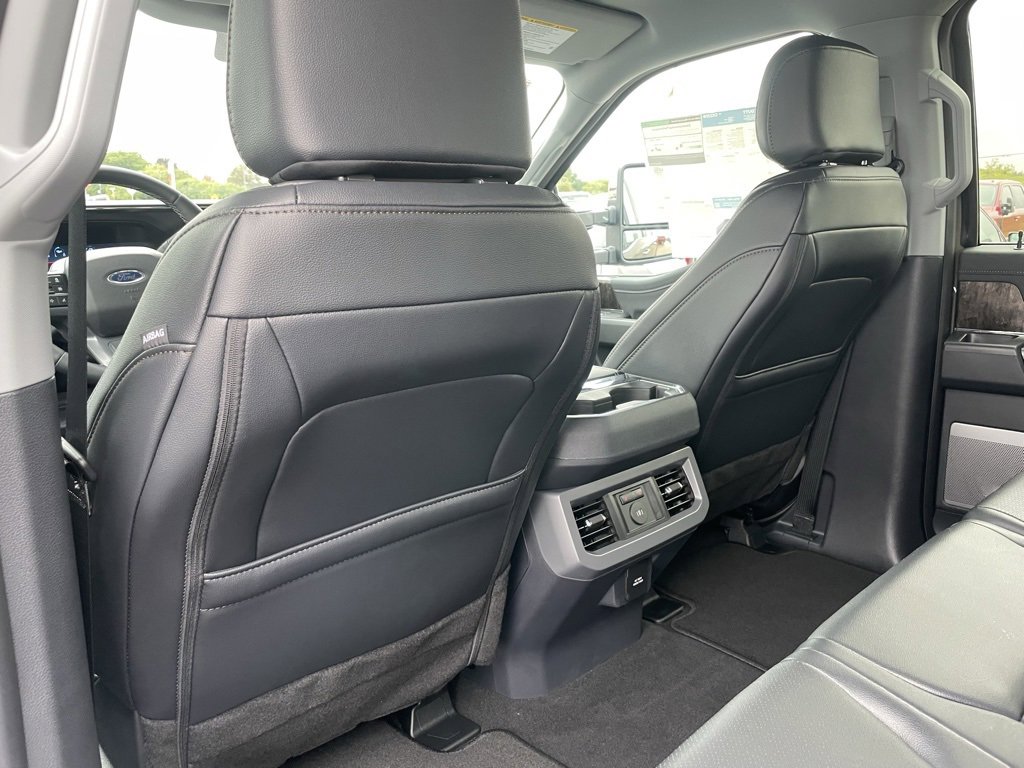 New 2026 Ford F250 Lariat image 60