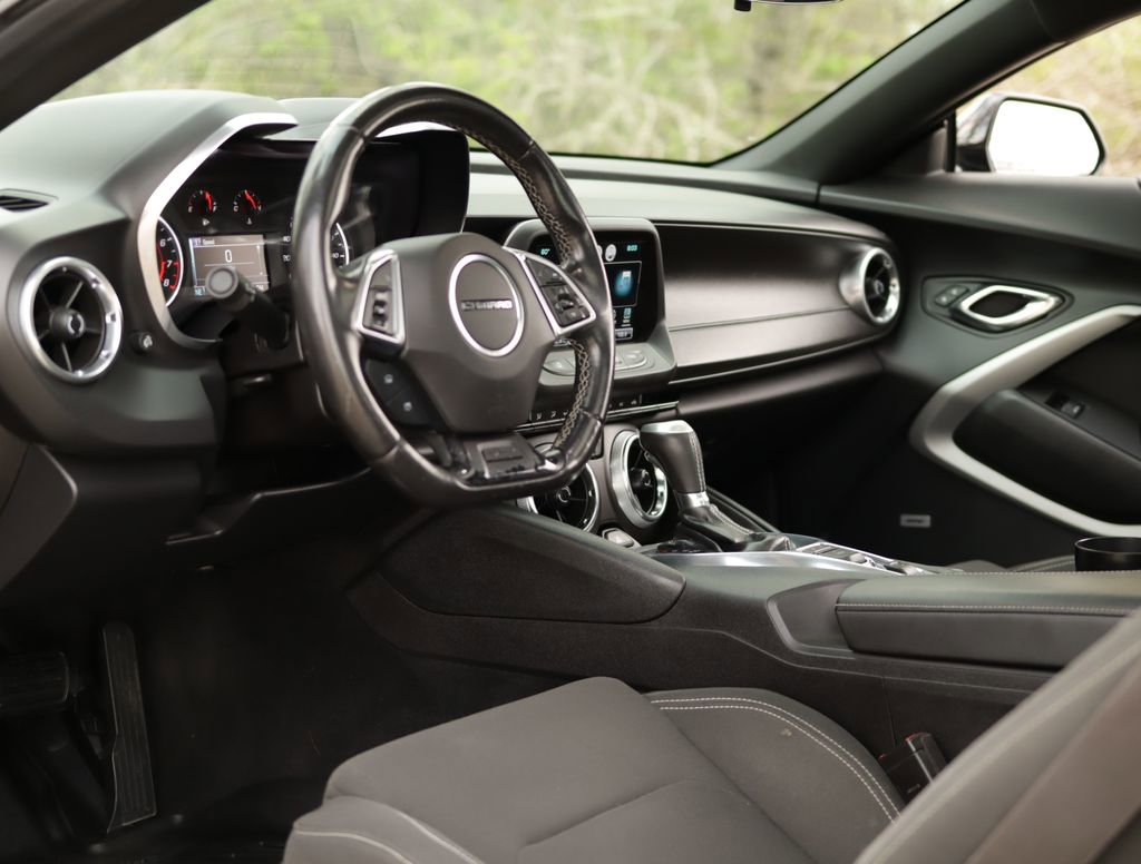 Used 2017 Chevrolet Camaro LT w/ RS Package image 9