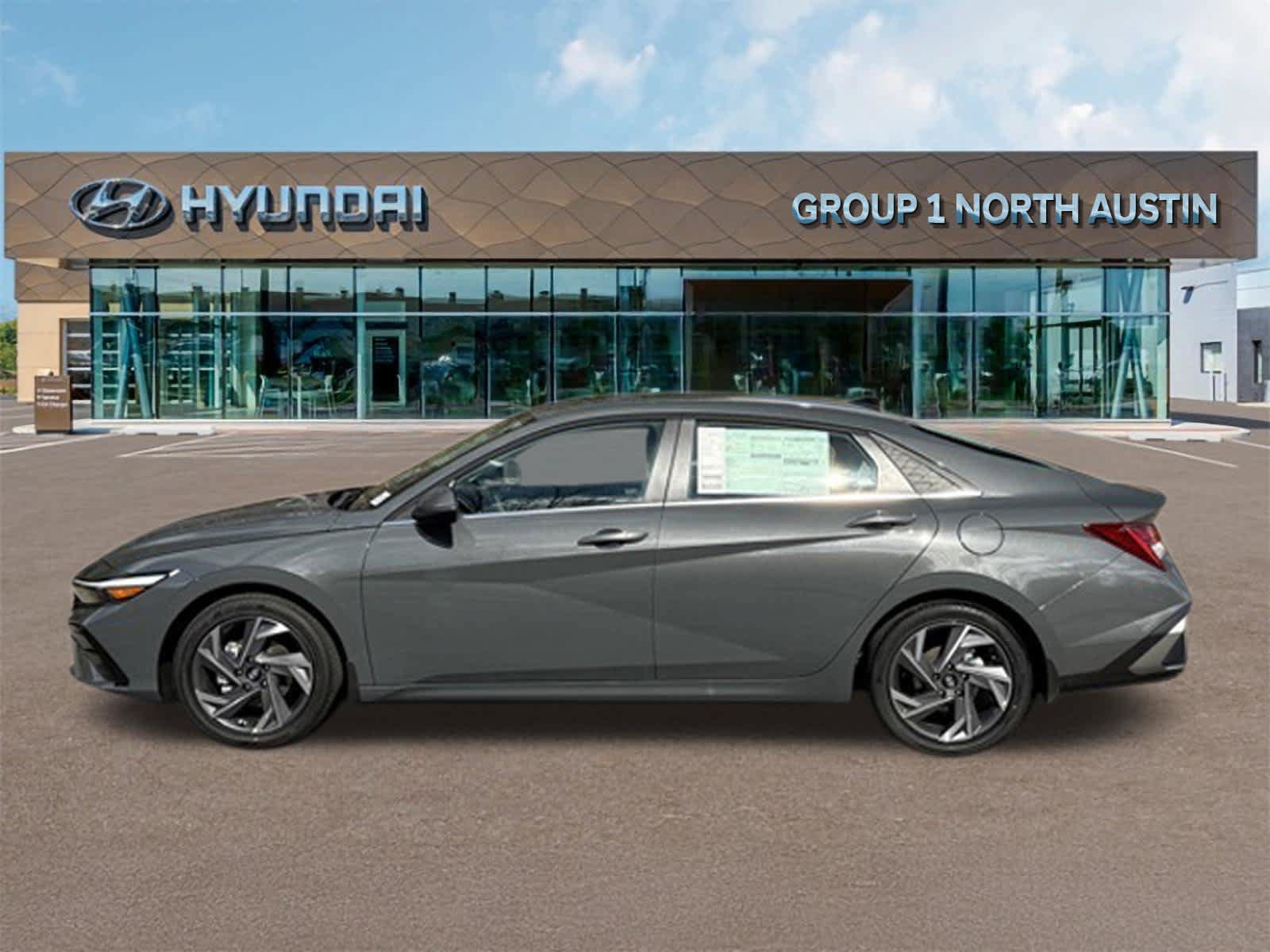 New 2026 Hyundai Elantra Limited FWD image 2