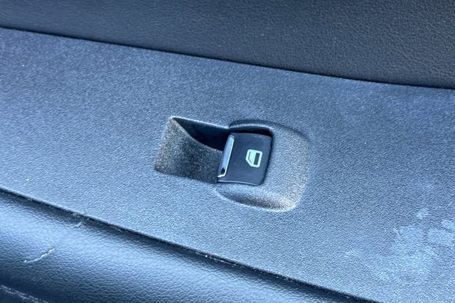 Used 2024 Ford Edge SEL image 22