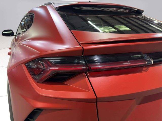Used 2019 Lamborghini Urus AWD/4WD image 13