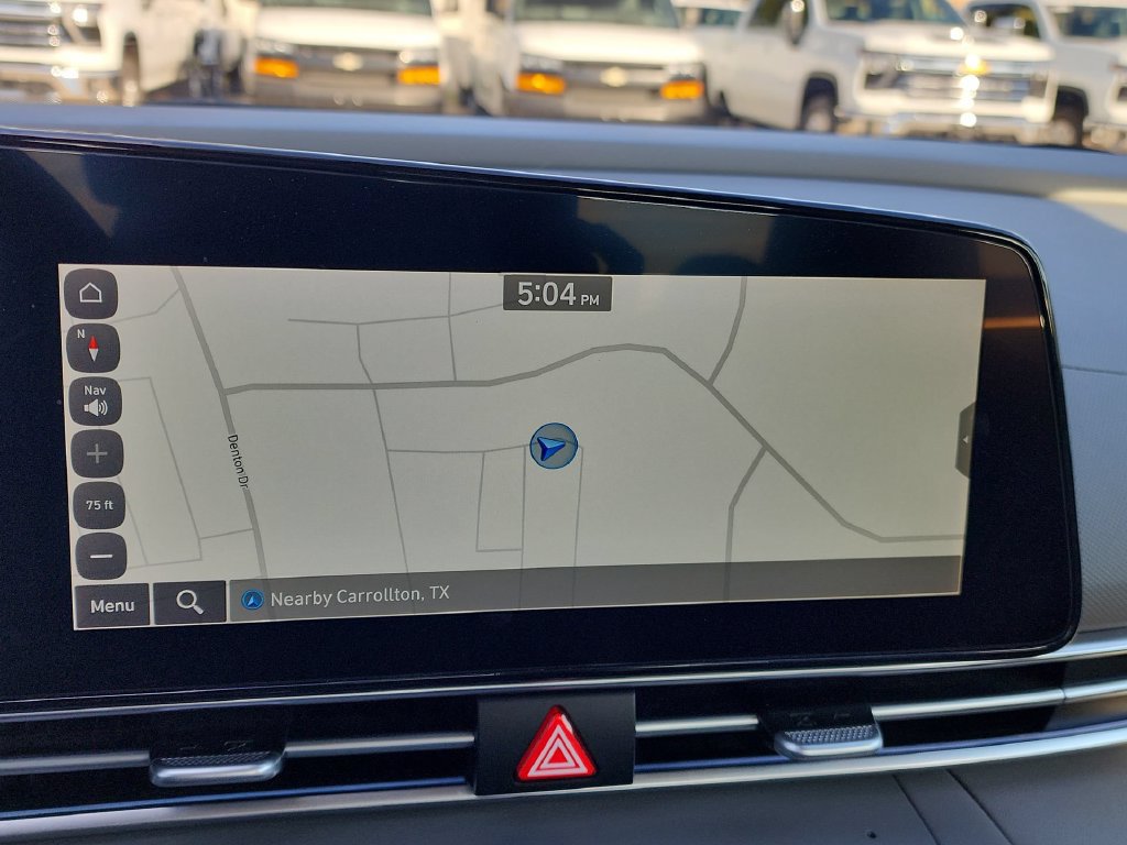 Used 2024 Hyundai Elantra SEL FWD image 18