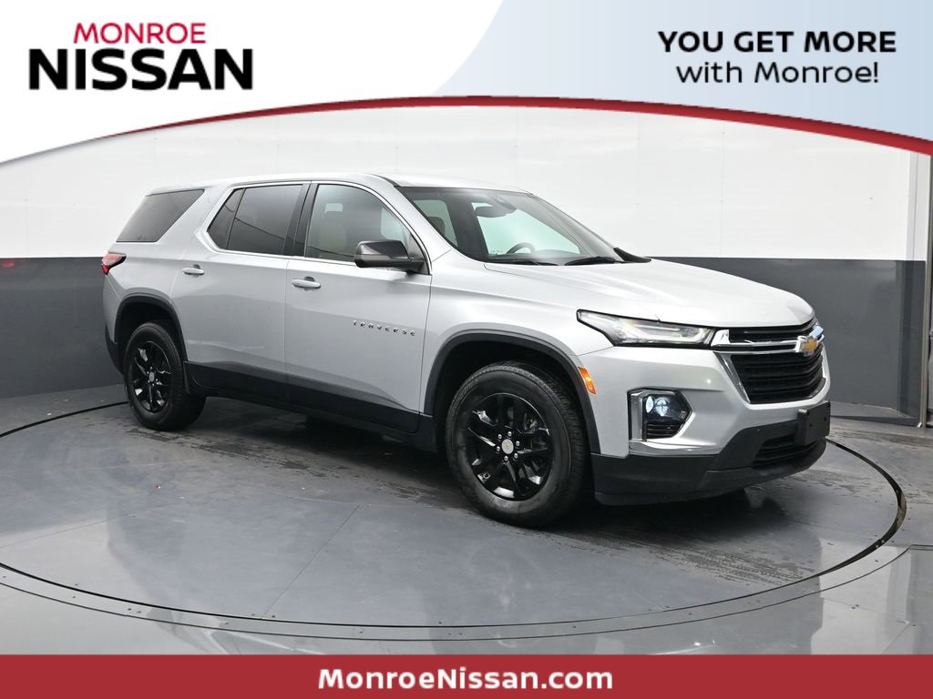 Used 2022 Chevrolet Traverse LS