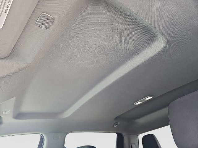 Used 2025 Chevrolet Silverado 1500 LT RWD image 26