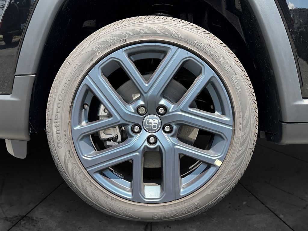 New 2026 Jeep Compass Latitude AWD/4WD image 14