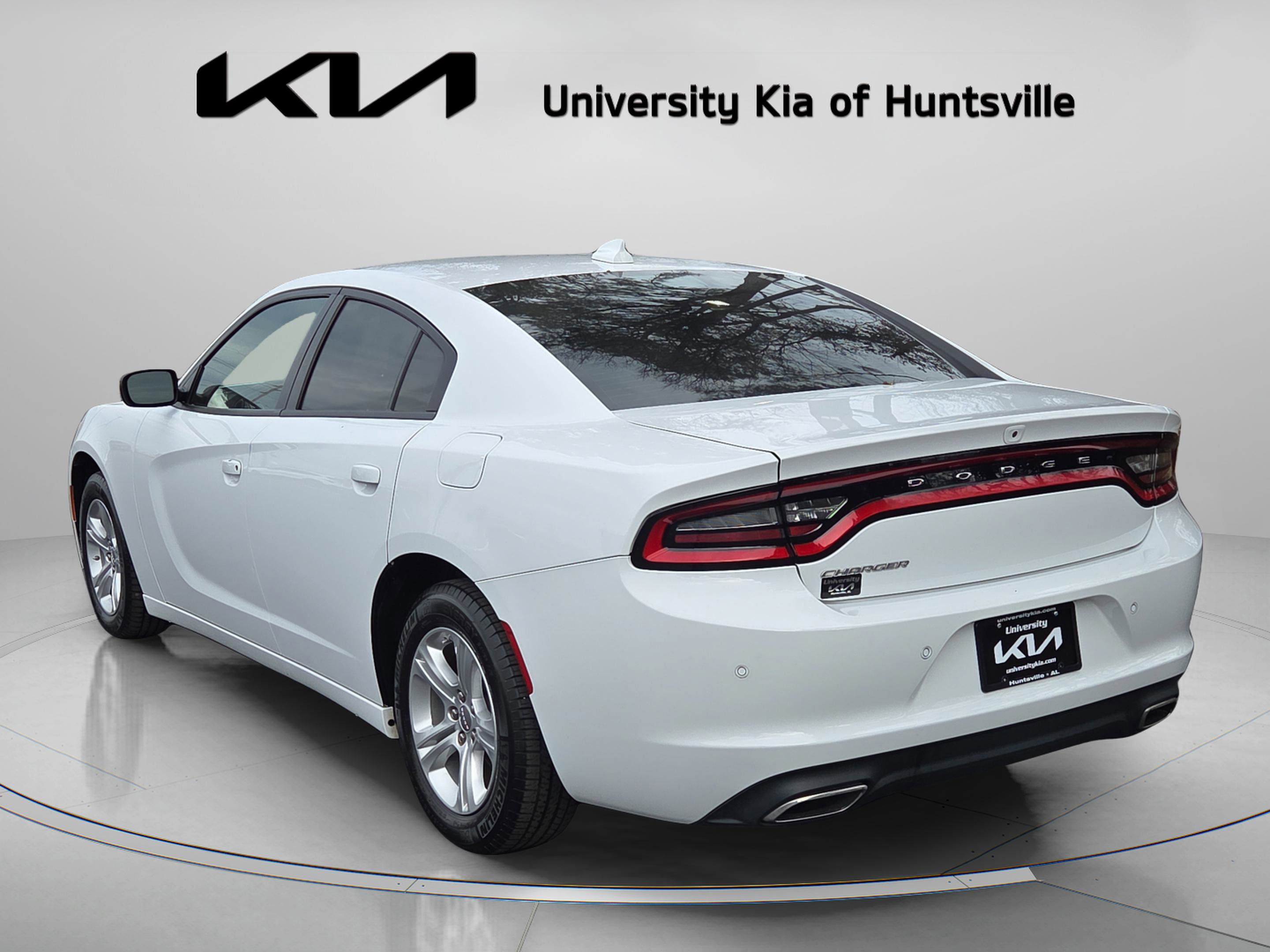 Used 2023 Dodge Charger SXT image 5