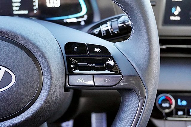 New 2026 Hyundai Elantra Sport FWD image 37