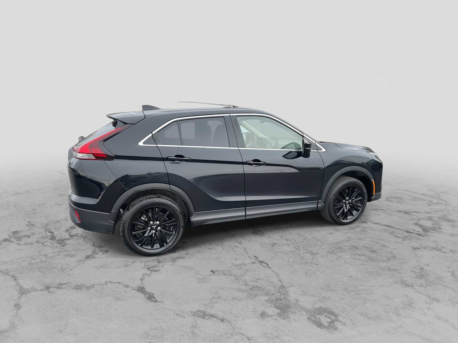 Used 2024 Mitsubishi Eclipse Cross LE image 8