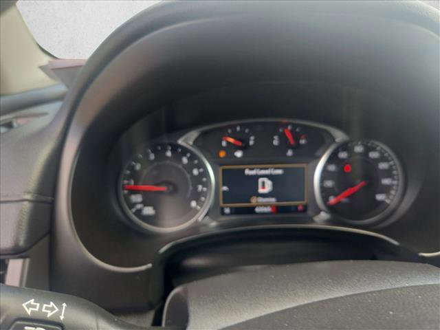 Used 2024 GMC Terrain SLT image 11