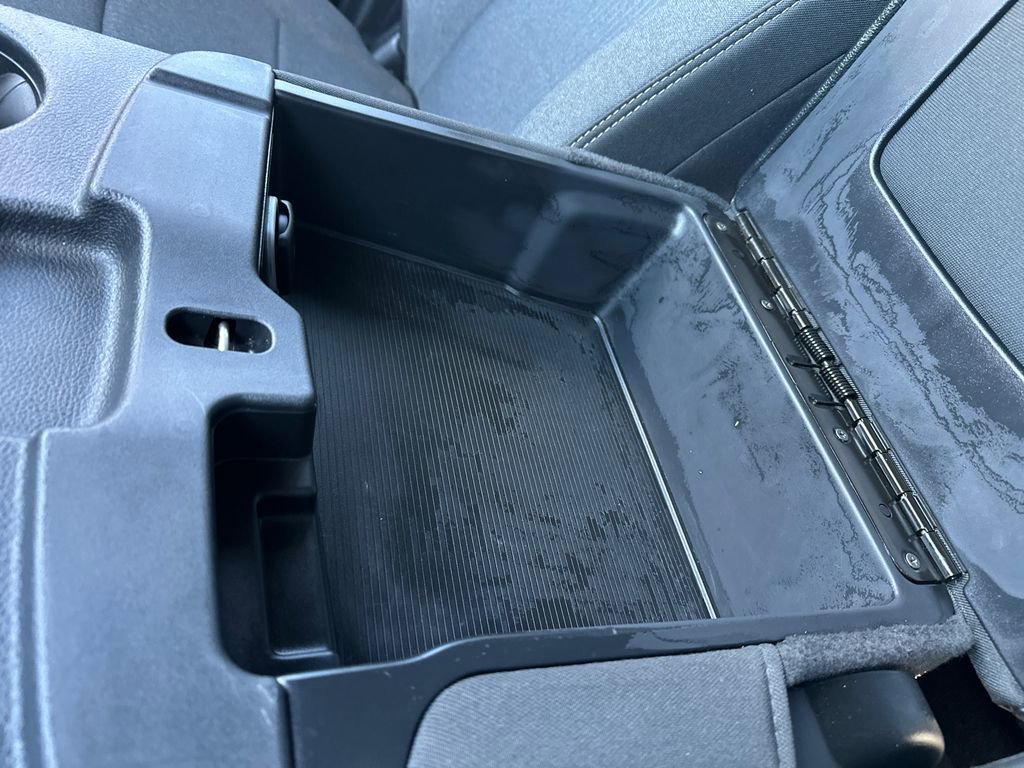 Used 2024 RAM 3500 Tradesman w/ Chrome Appearance Group image 18