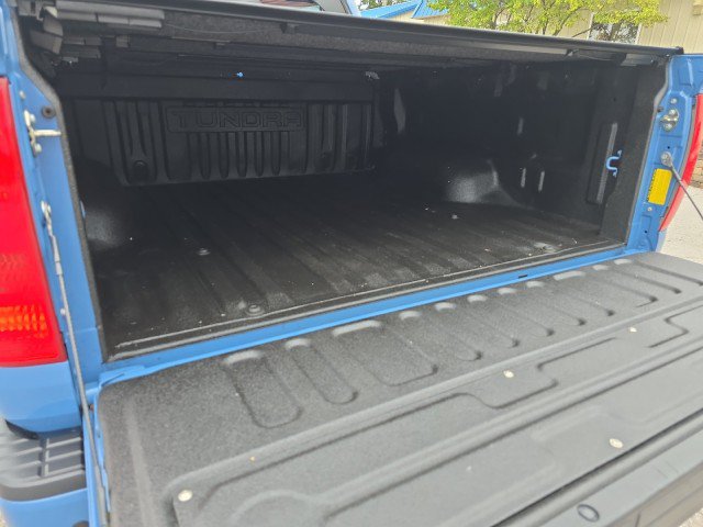 Used 2019 Toyota Tundra SR5 AWD/4WD image 12