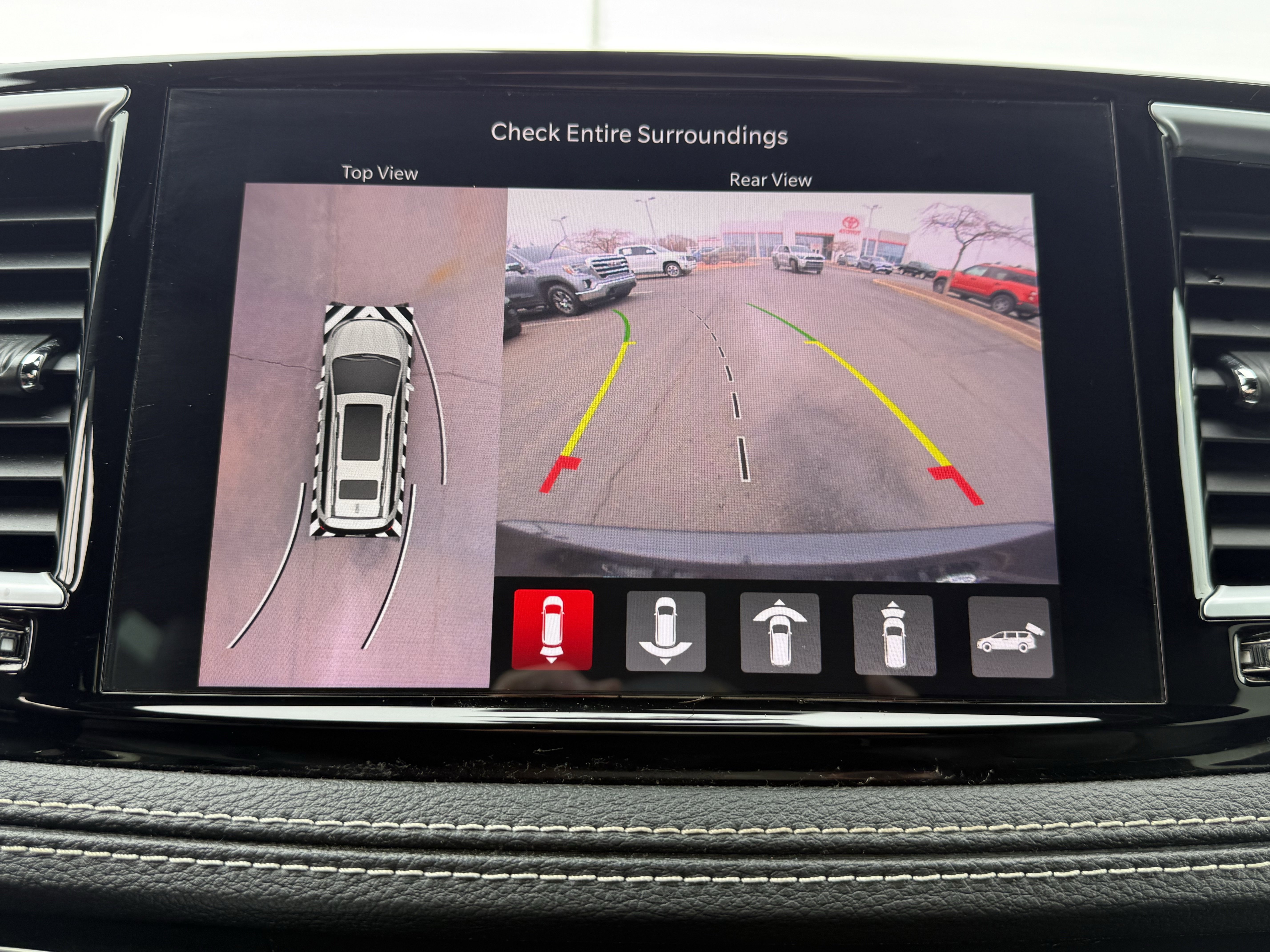 Used 2022 Chrysler Pacifica Limited w/ S Appearance Package image 32