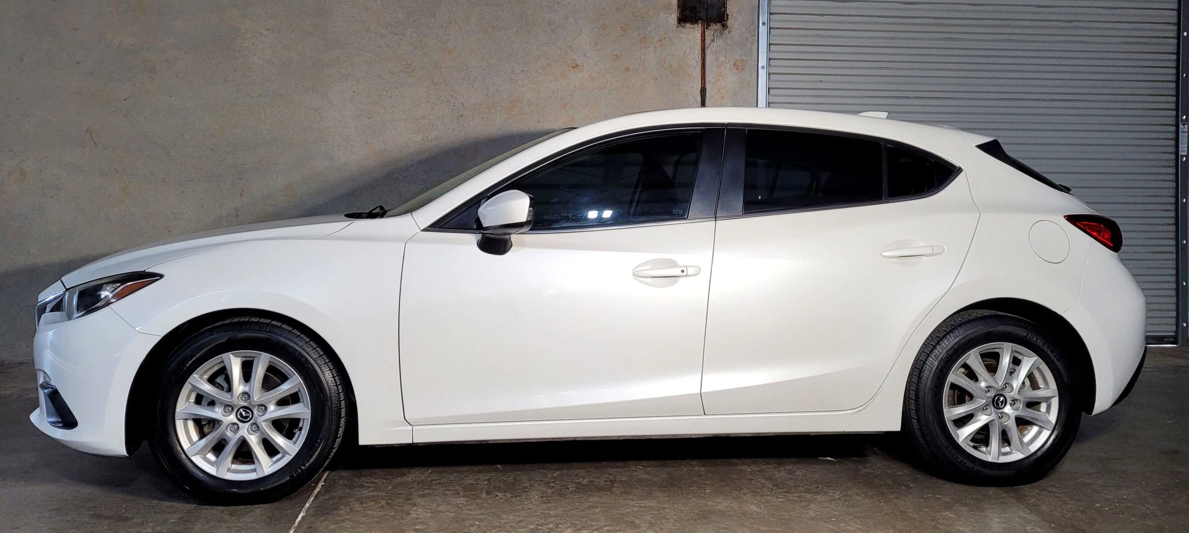 Used 2014 MAZDA MAZDA3 i Grand Touring image 8