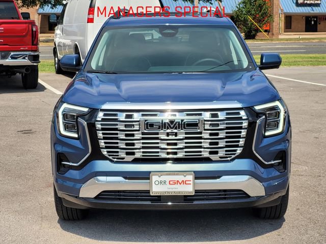 New 2026 GMC Terrain Denali w/ LPO, Black Badging Package image 2