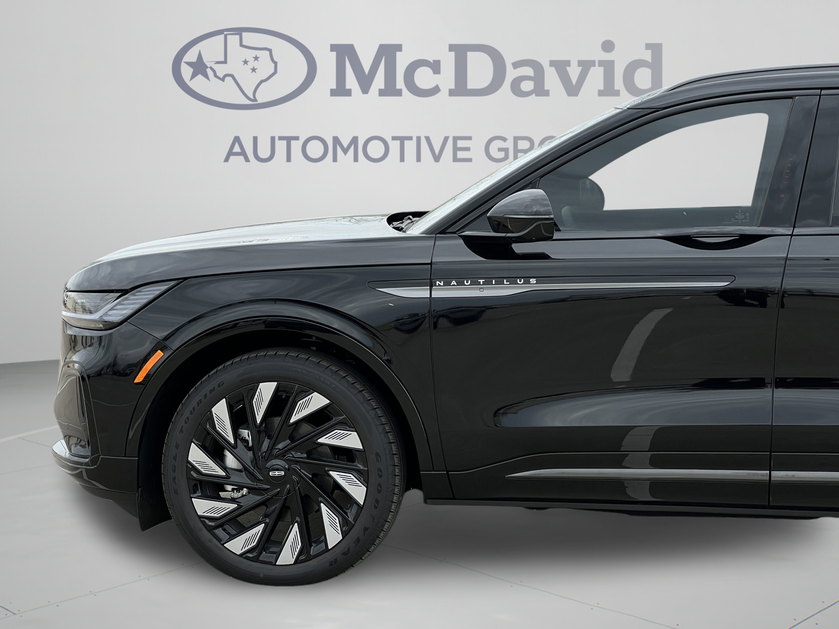 New 2026 Lincoln Nautilus Reserve w/ Jet Appearance Package AWD/4WD image 32