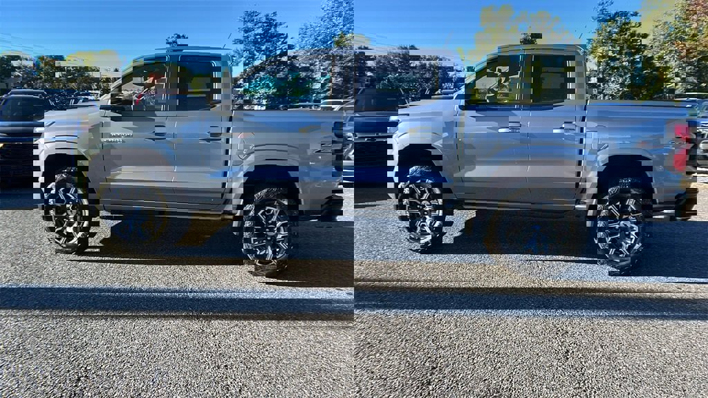 New 2026 Chevrolet Colorado Z71 image 8