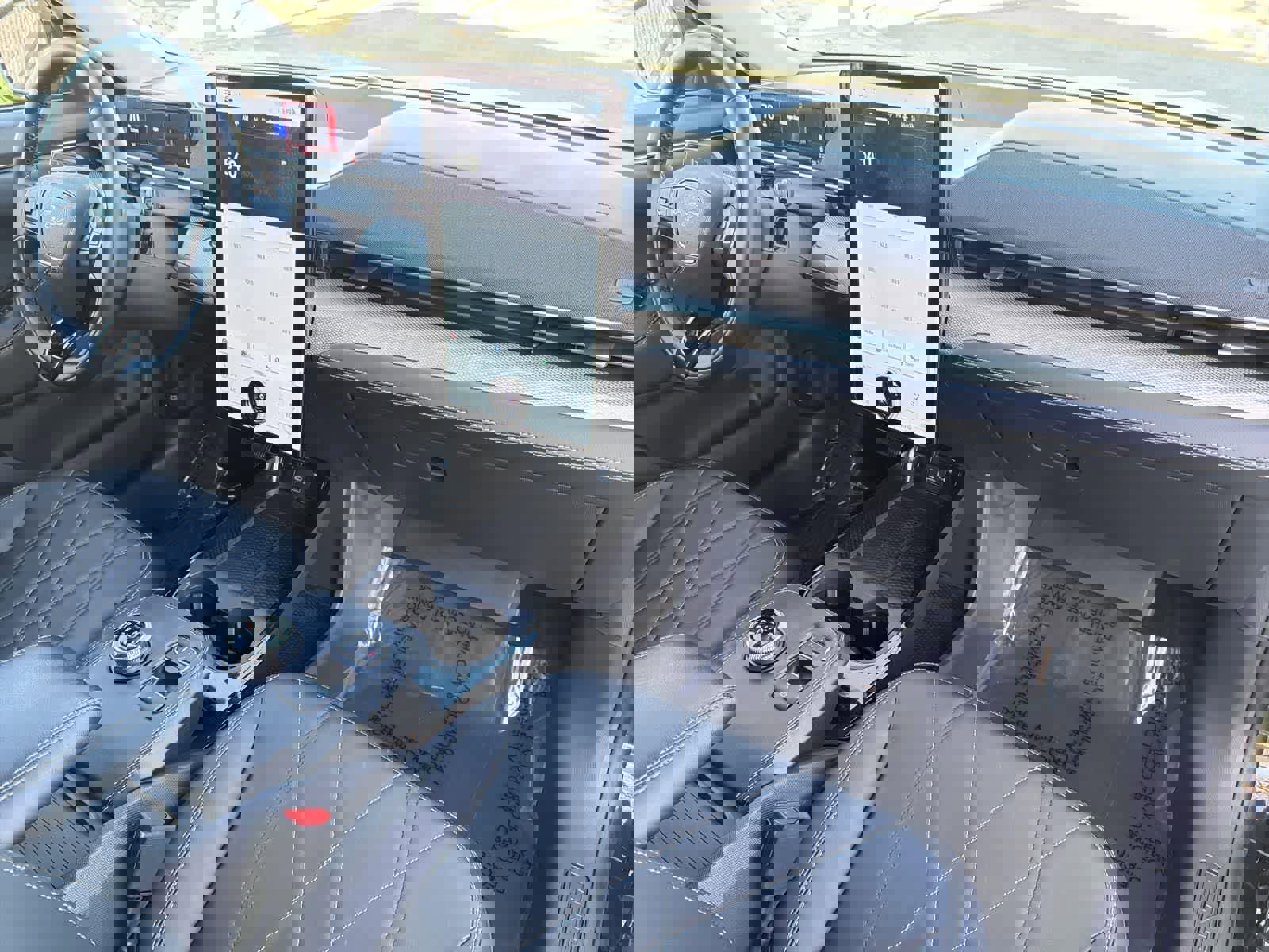 Used 2022 Ford Mustang Mach-E Select image 34