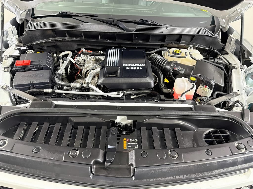 Used 2024 Chevrolet Silverado 1500 RST AWD/4WD image 27