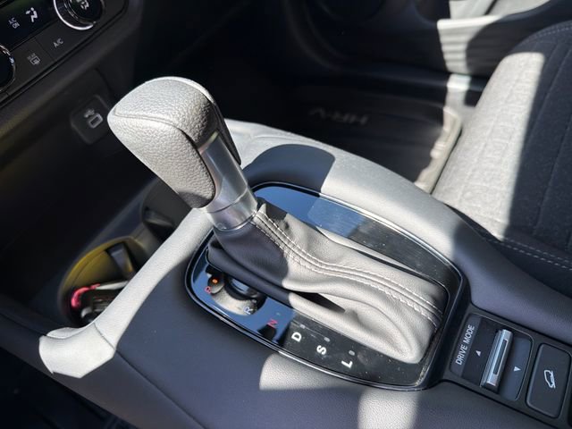 Certified 2025 Honda HR-V LX image 24
