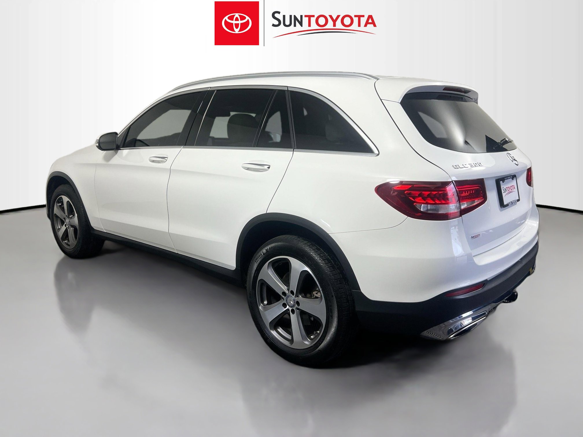 Used 2017 Mercedes-Benz GLC 300 image 6